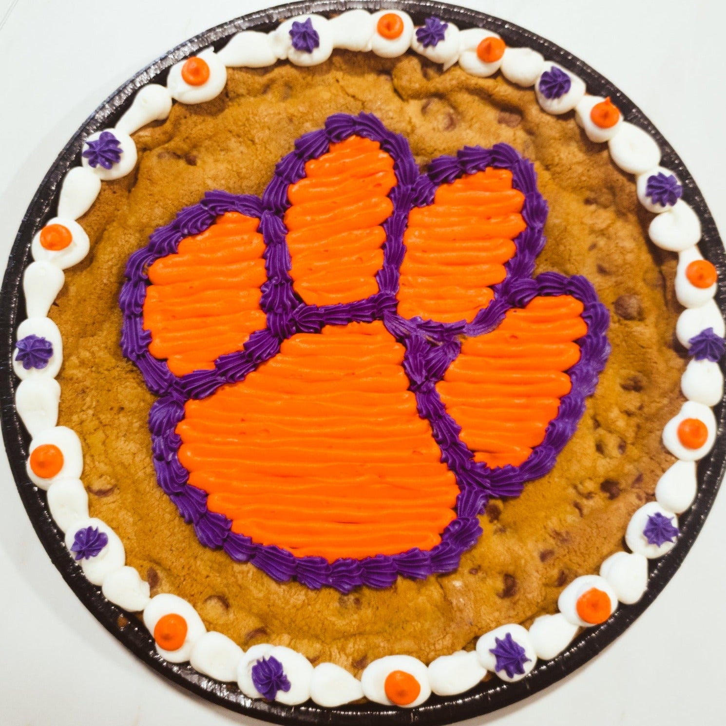 Large Deep Dish Cookie Cakes