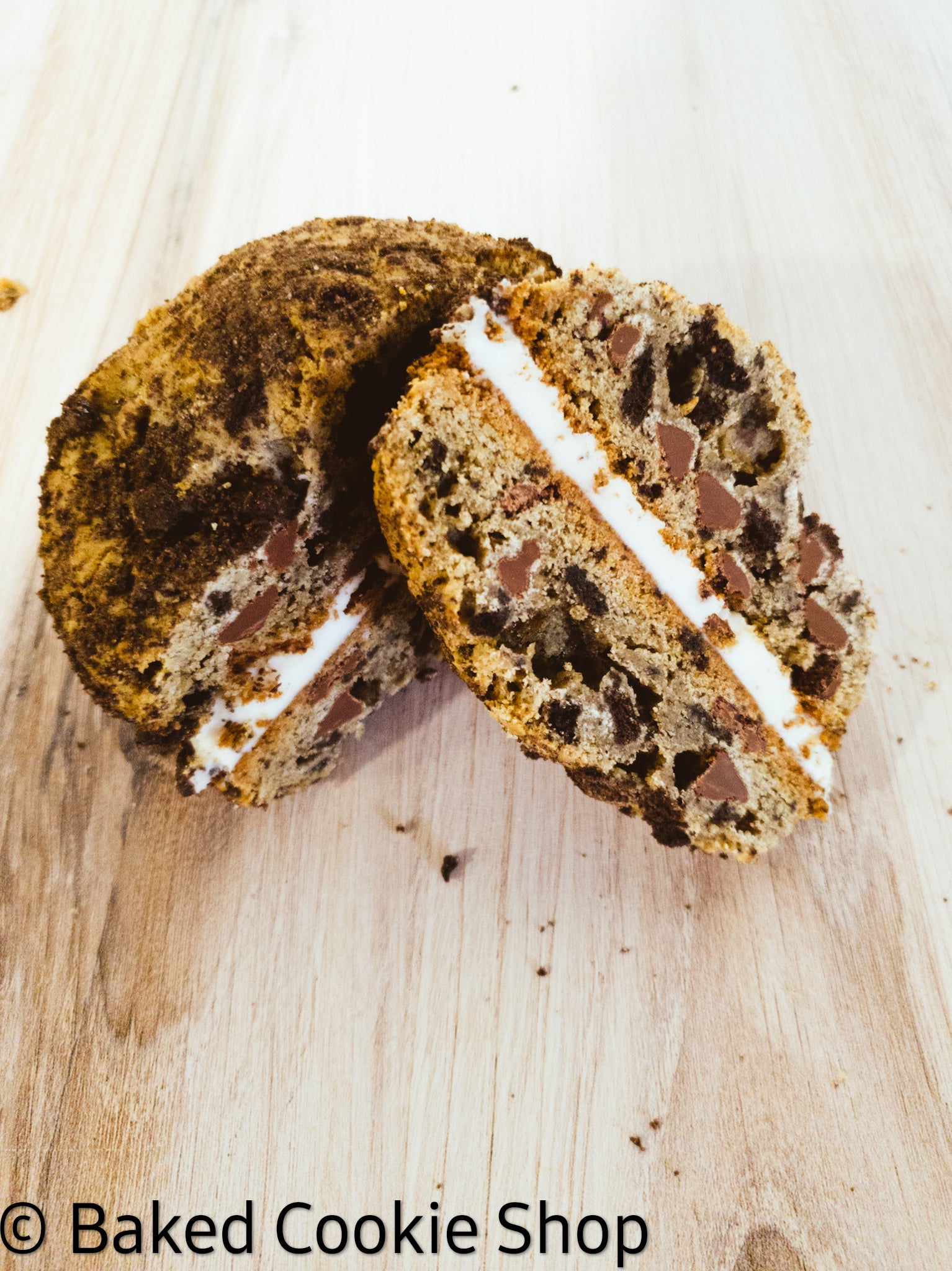 Gourmet Cookies & Cream Cookies